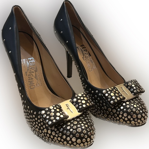 Salvatore Ferragamo Sea Silver Dotted Black Heels - Picture 1 of 3